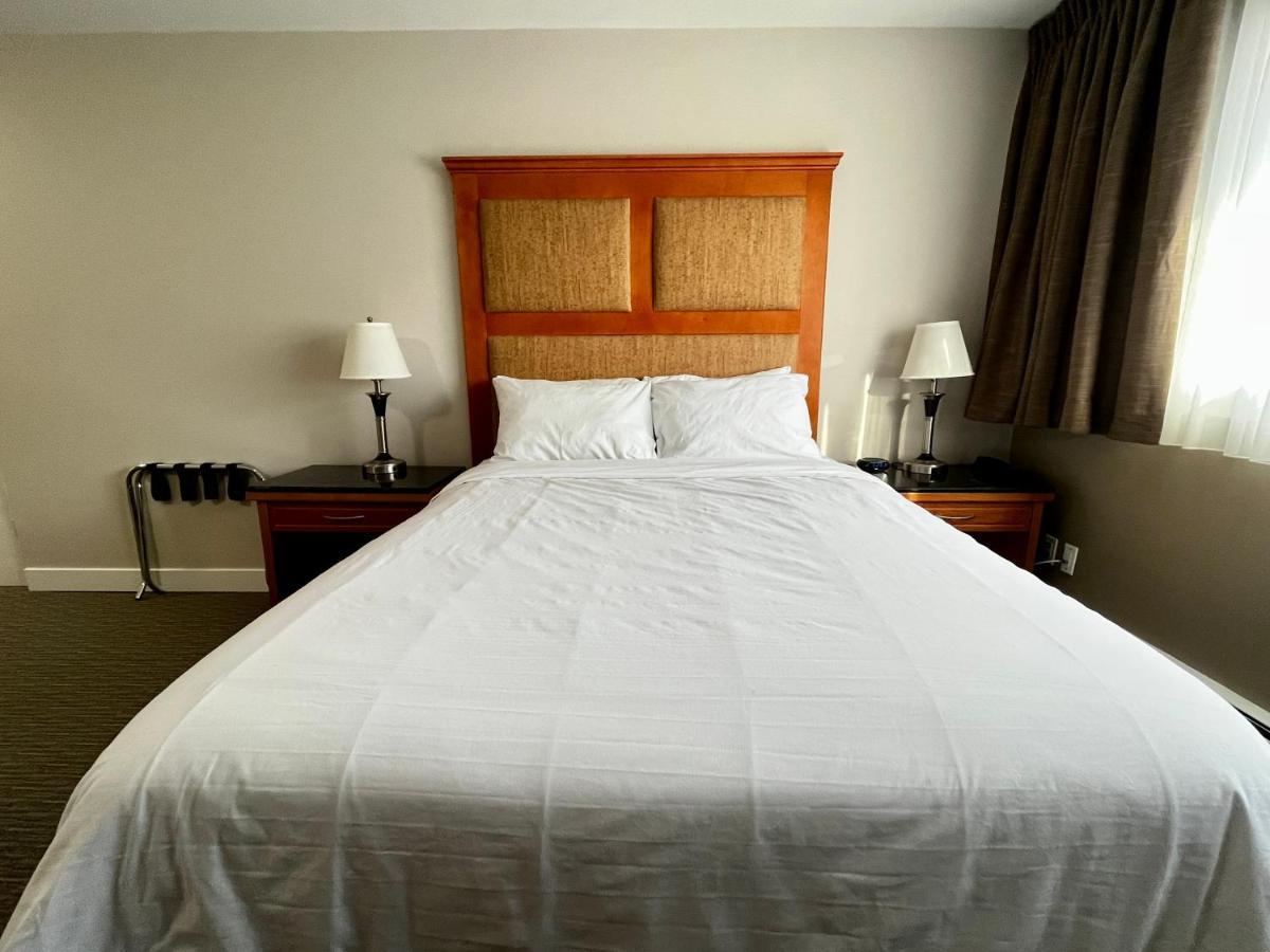 Anavada Inn & Suites - プリンスジョージ エクステリア 写真